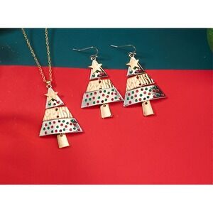 Silver and goldtone Christmas tree earrings and necklace set